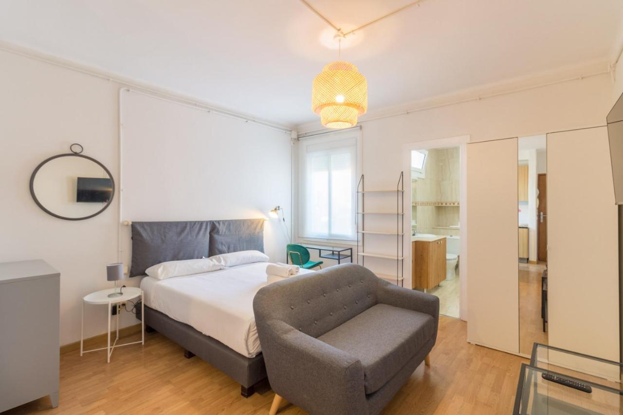 Bebarceloner Sant Andreu Apartments - Studio Екстер'єр фото